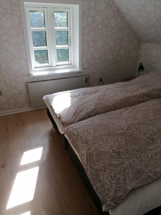 Skovhuset Holiday home Give